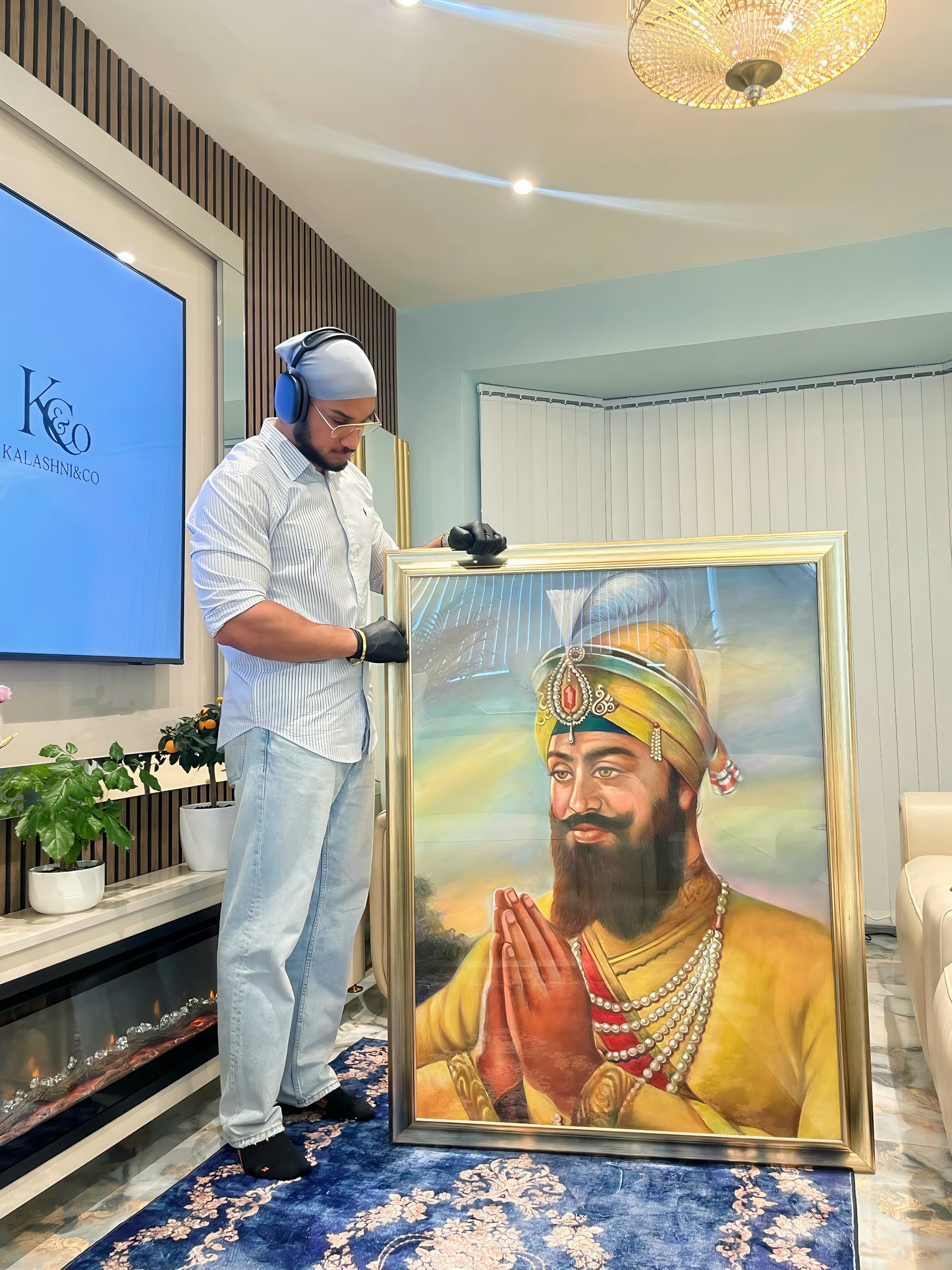 Guru Gobind Singh Ji: Tenth Bowed to the Timeless Eternity